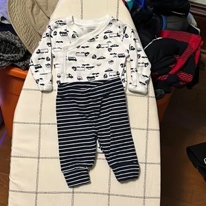 Carters set